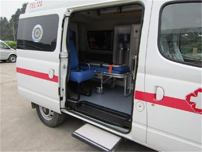 鸠江救护车出租服务案例7